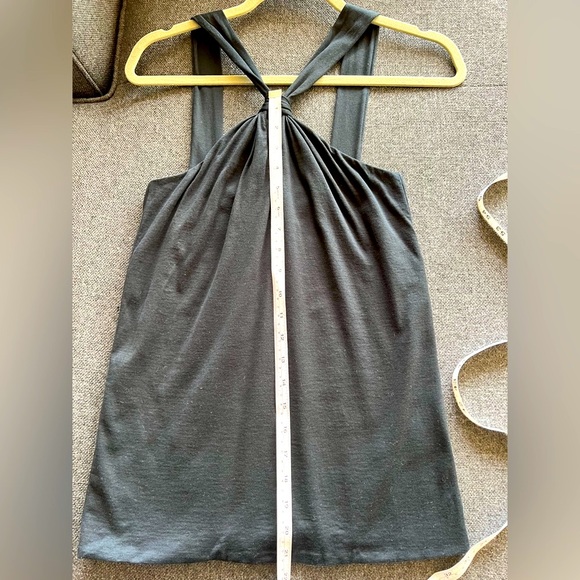 Gucci front knot tank top size M in pristine condition. Gucci logo at the back - Picture 7 of 13